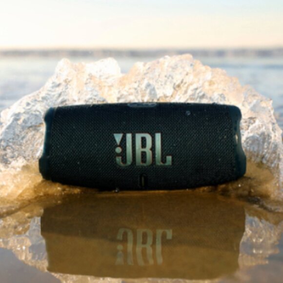 JBL Charge 5 'Blk' (Brand New in Box) - Picture 9 of 12